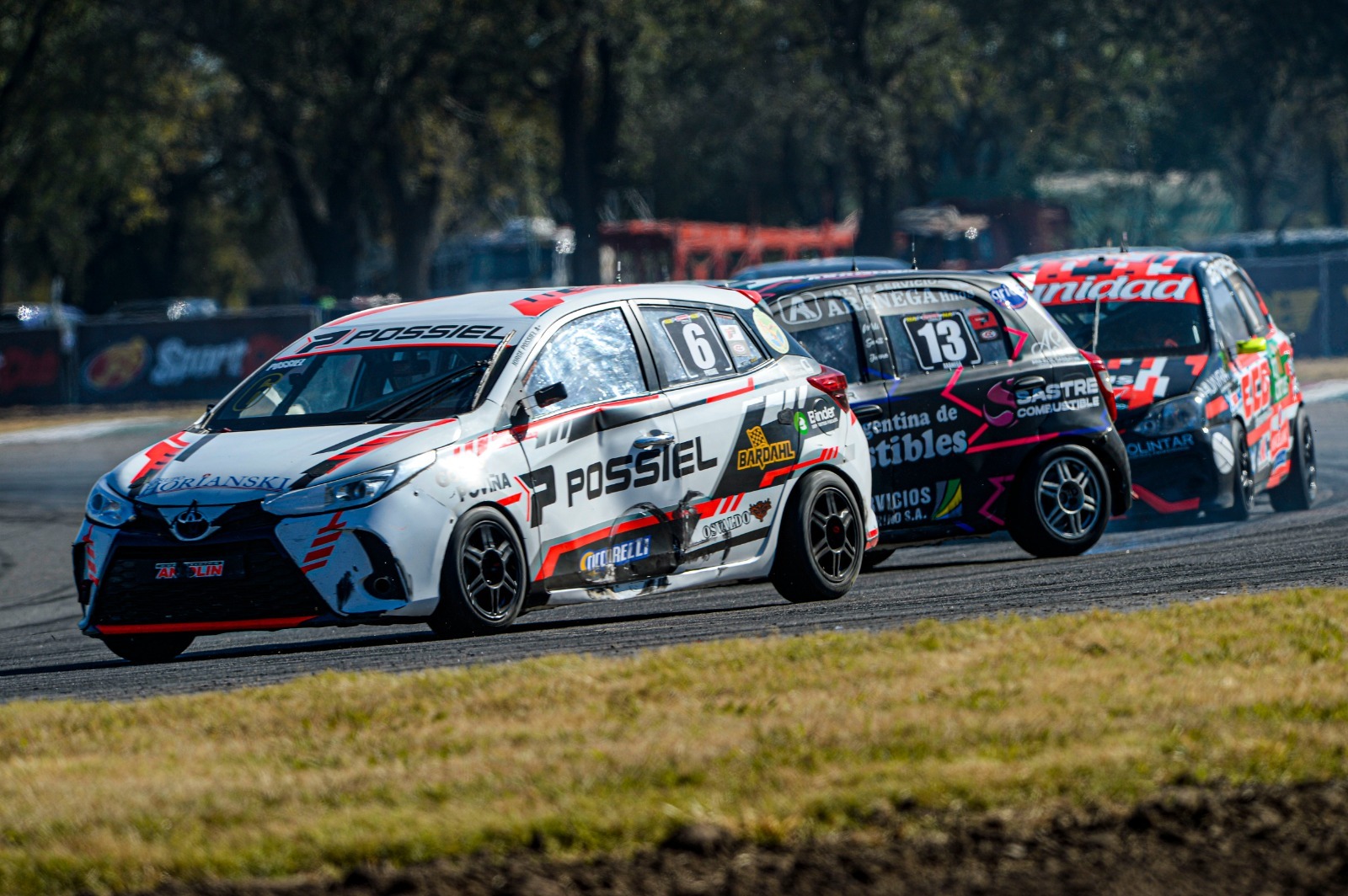 Santiago Possiel estrenó el Corsa con un top ten y Jorge avanzó 16 puestos en San Jorge 2